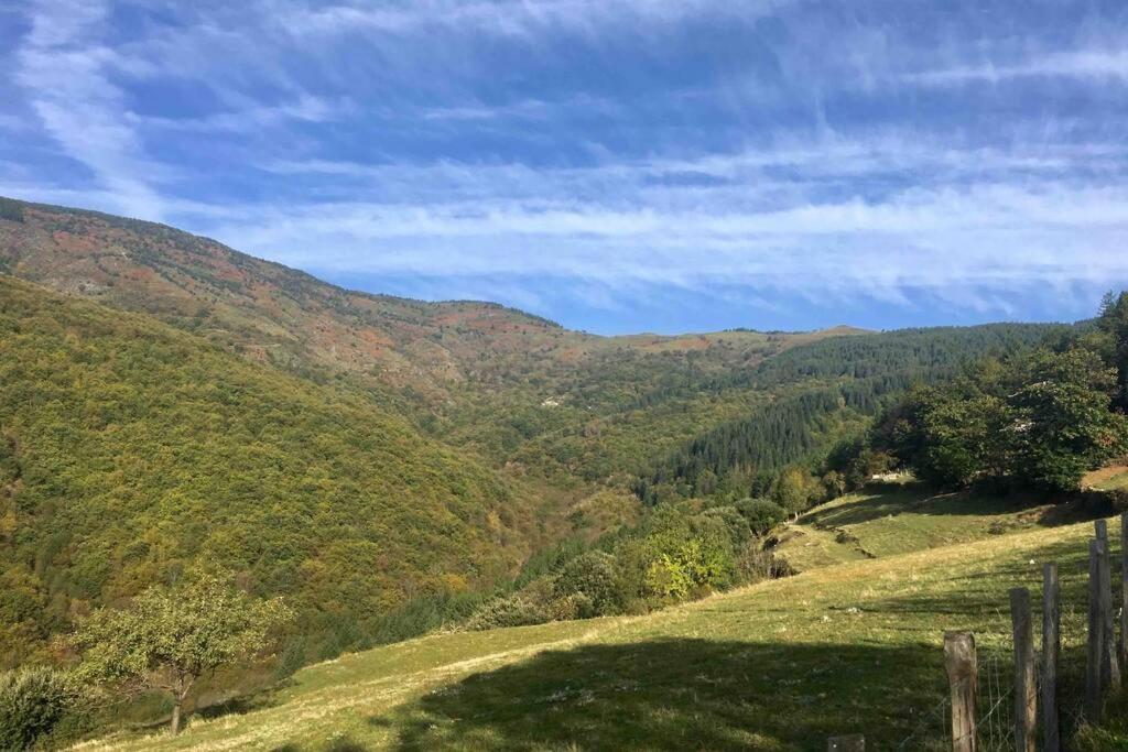 Villa La Pellegrine, Parc national des Cévennes à Le Salson Extérieur photo